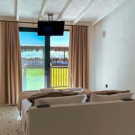 Hotel Thanos *